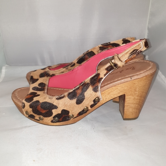 boden clog sandals